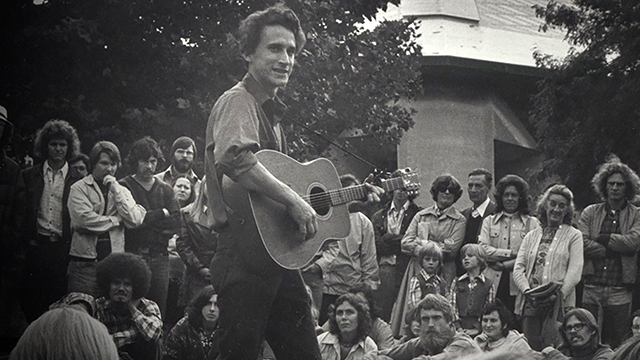 CityStream: Alley Cat Project & Buskers Play On