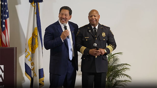Shon Barnes sworn in as chief of Seattle Police Department